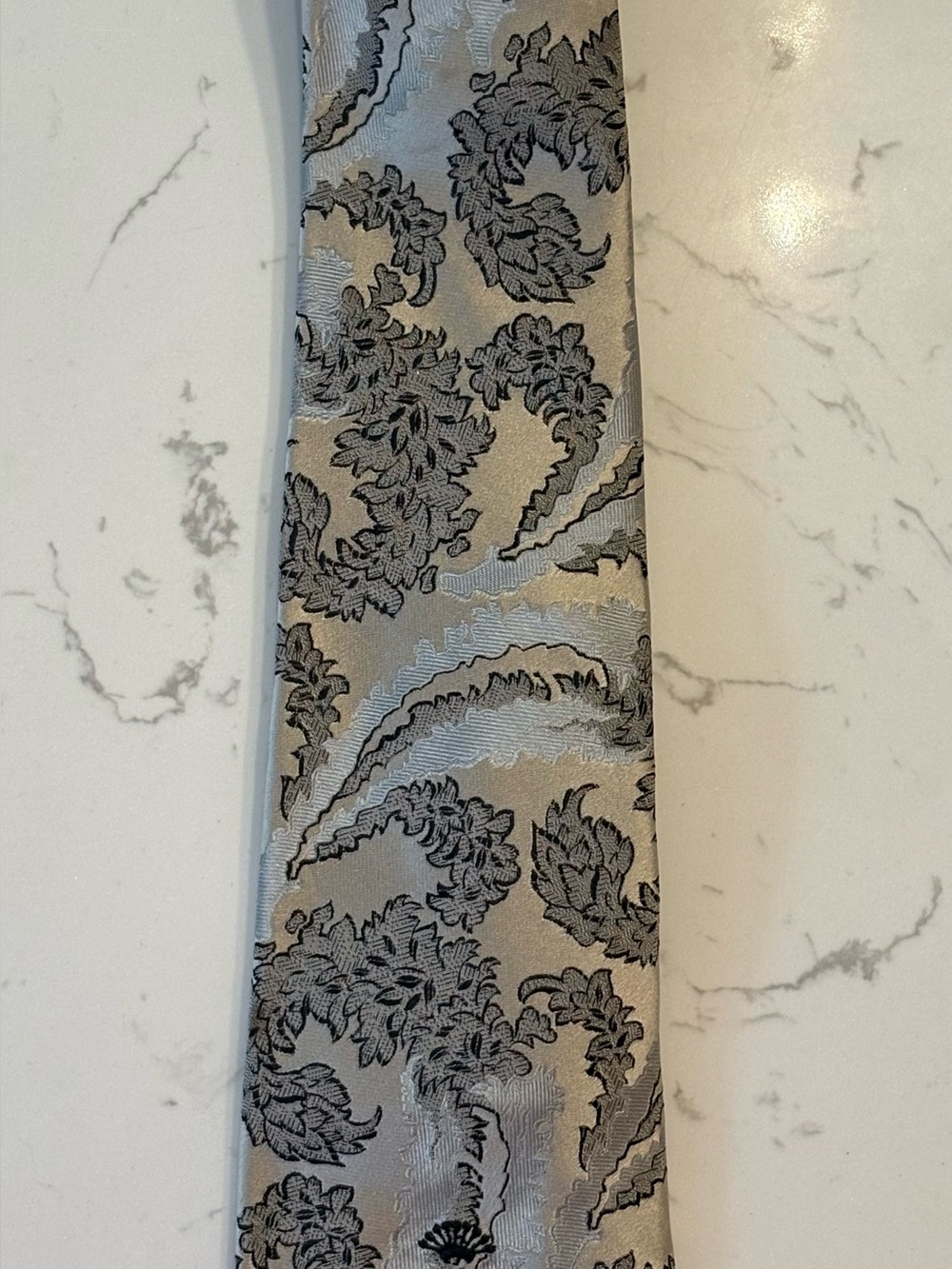 Vintage Countess Mara Silver Gray Paisley Woven Men's Tie